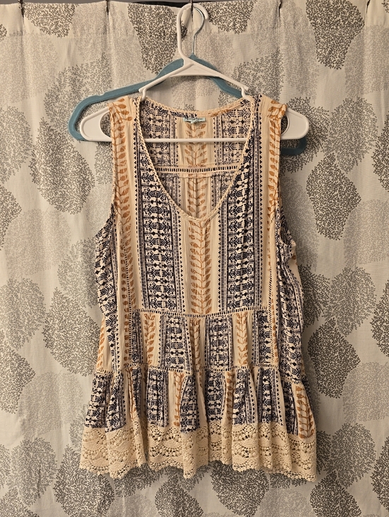 Nostalgia Tops - Nostalgia Black and Cream Printed Crochet-Hem Tank